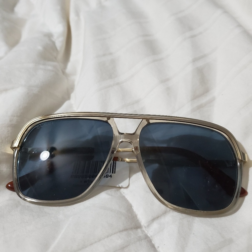 Authentic Gucci Aviator Sunglasses